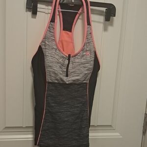 ZeroXposur Women's Black and Pink Athletic Tank Top